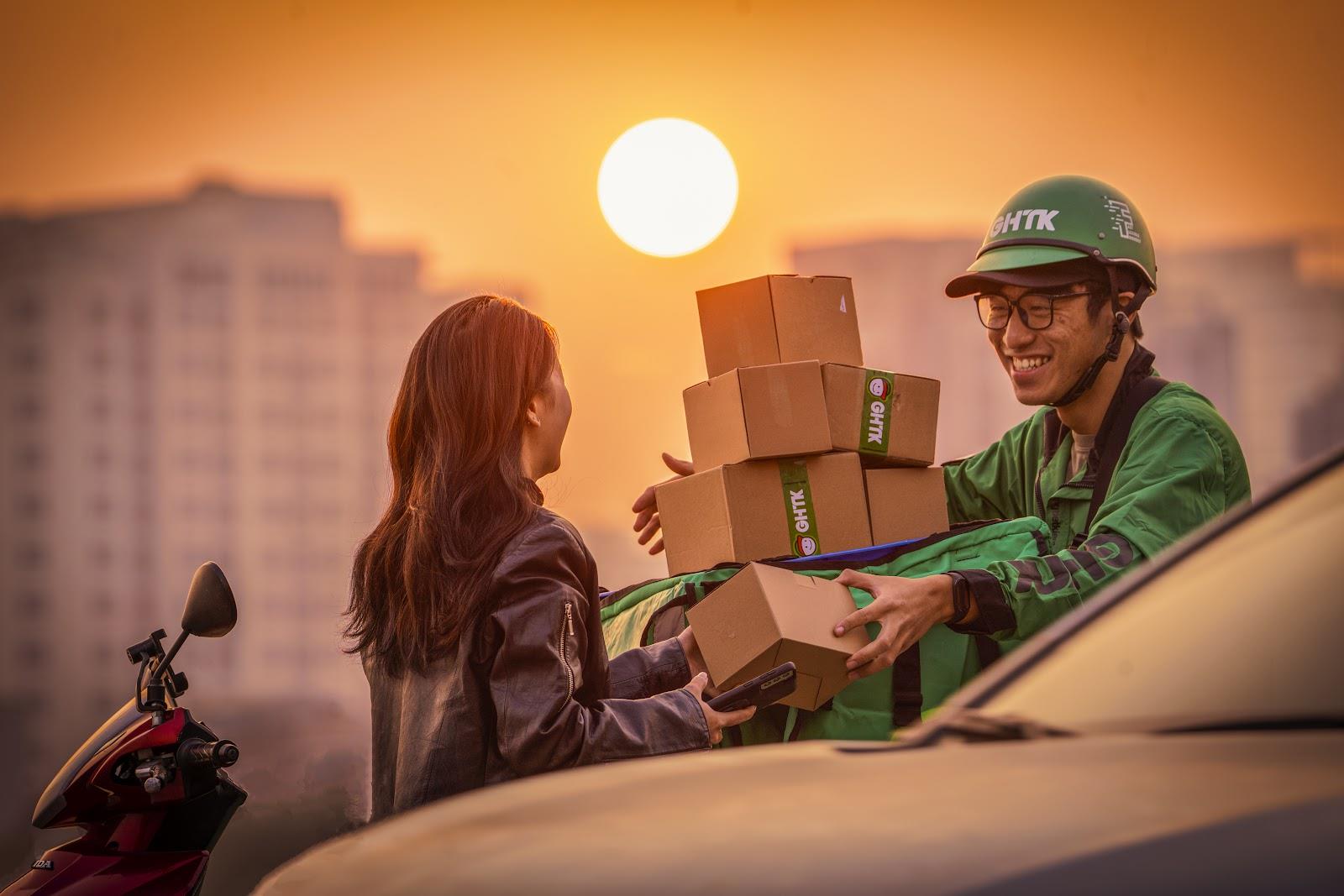 Giải ph&aacute;p O2O cho Thời trang Tết: Tối ưu vận h&agrave;nh & N&acirc;ng tầm trải nghiệm kh&aacute;ch h&agrave;ng- Ảnh 1.