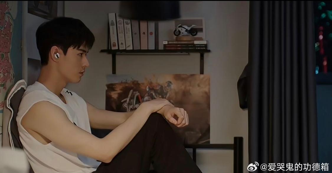 Tại sao phim Trung Quốc dở thế n&agrave;y cũng được l&ecirc;n s&oacute;ng: Cặp ch&iacute;nh diễn ch&aacute;n kh&ocirc;ng tả nổi, xứng đ&aacute;ng flop m&atilde;n kiếp- Ảnh 5.