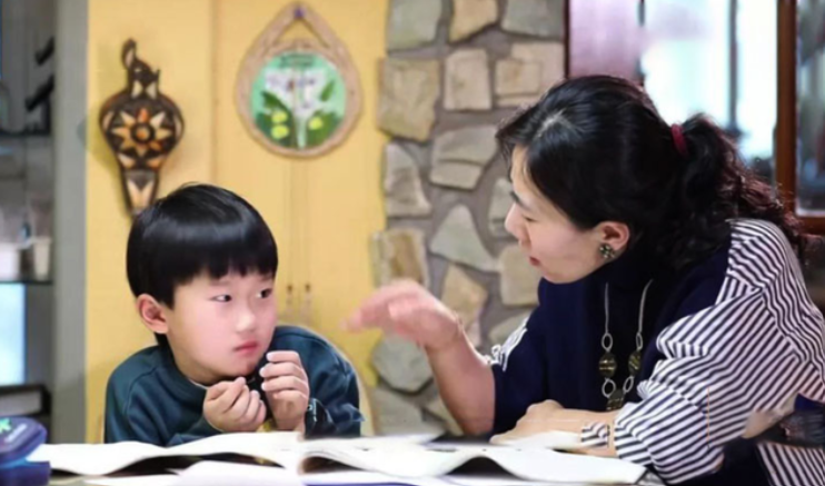 Giáo viên 30 năm trong nghề nói thẳng: Cha mẹ đừng so sánh con mình với con người khác mà nên làm 3 việc này- Ảnh 2.