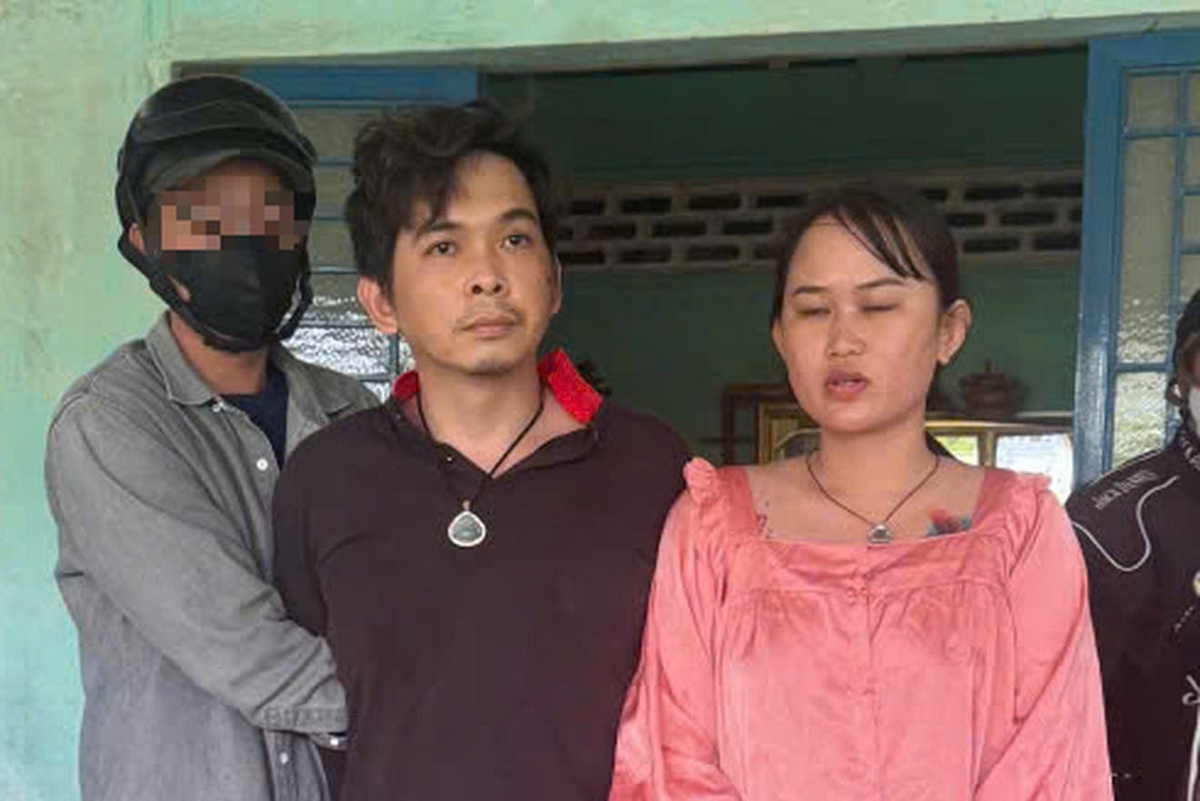 Bắt vợ chồng li&ecirc;n quan clip ch&eacute;m người tử vong ở T&acirc;y Ninh- Ảnh 1.