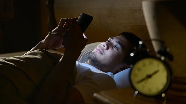 Đi ngủ l&uacute;c 2 giờ s&aacute;ng kh&ocirc;ng phải l&agrave; thức khuya? Chuy&ecirc;n gia chỉ ra sự thật m&agrave; l&acirc;u nay nhiều người đ&atilde; hiểu sai- Ảnh 2.