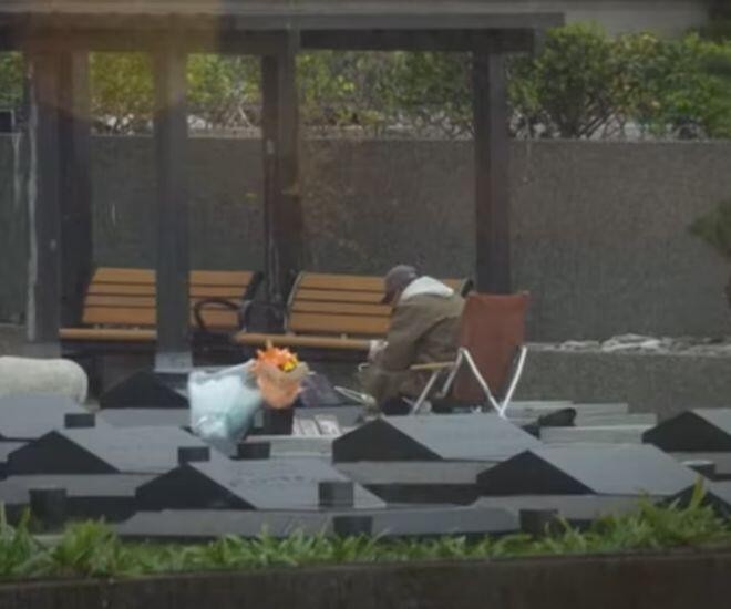 Chồng H&agrave;n của Từ Hy Vi&ecirc;n lộ bộ mặt thật: Giả tạo diễn s&acirc;u, lợi dụng c&aacute;i chết của vợ để kiếm lợi?- Ảnh 1.