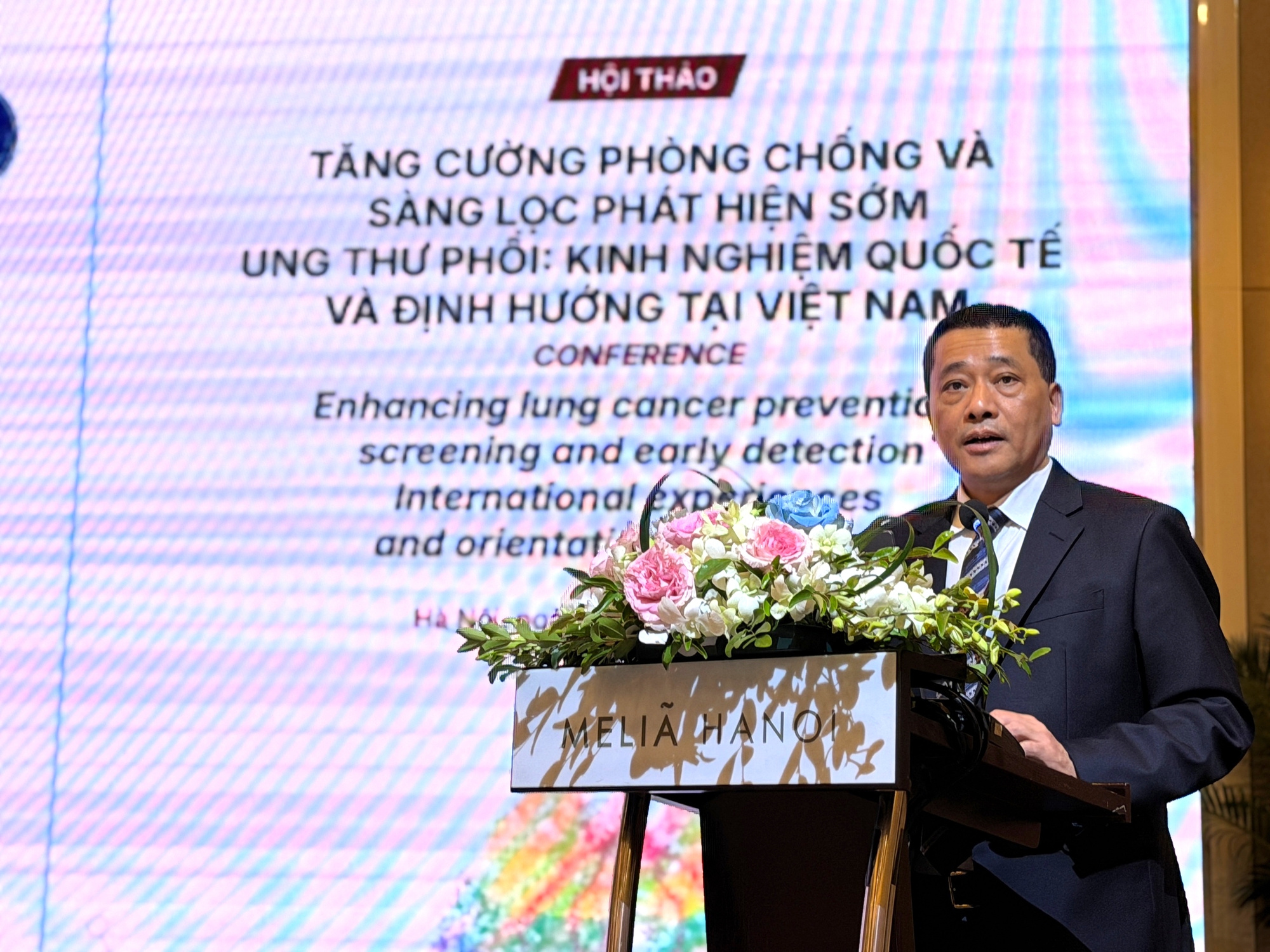 Ung thư phổi: V&igrave; sao cần tầm so&aacute;t sớm bằng CT liều thấp?- Ảnh 1.