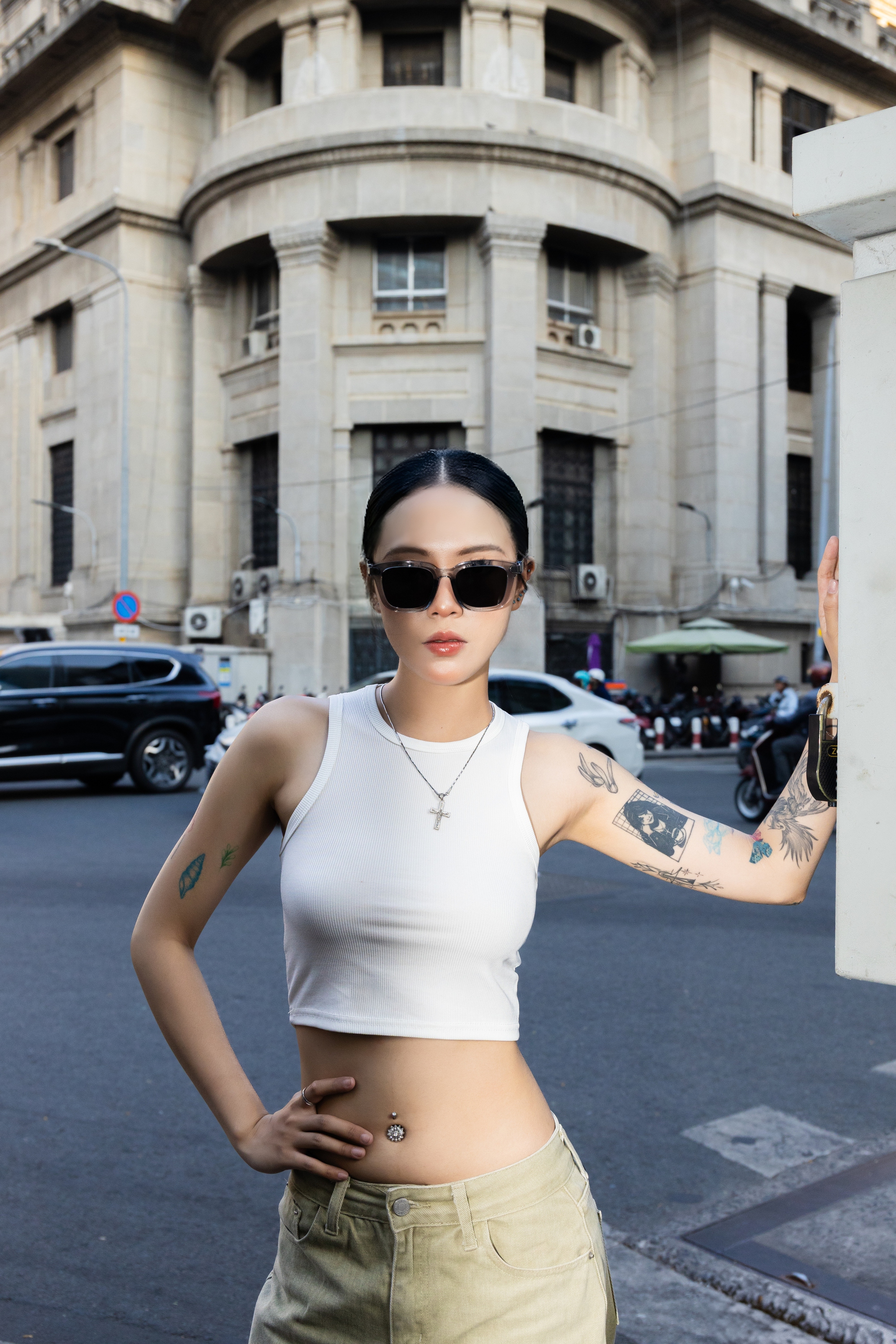 JBL Soundgear Frames: Một chiếc k&iacute;nh đẹp đủ để l&ecirc;n đồ, đeo l&ecirc;n l&agrave; c&oacute; nhạc, chuẩn phụ kiện bật mood c&aacute; t&iacute;nh- Ảnh 6.