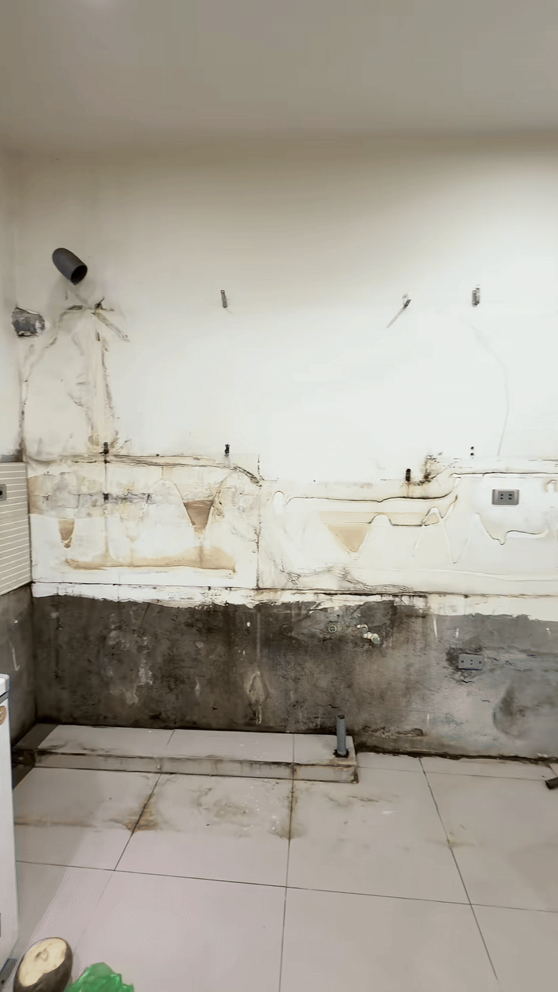 Con d&acirc;u 9X &ldquo;tất tay&rdquo; x&acirc;y lại căn bếp 10 năm tuổi cho bố mẹ chồng đ&oacute;n Tết: Cả c&otilde;i mạng &ugrave;a khen nức nở- Ảnh 2.