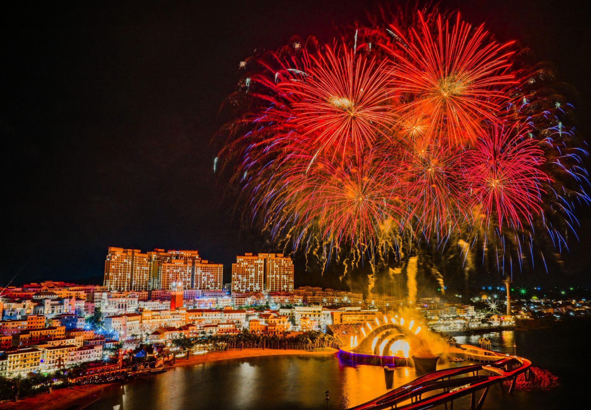 Gợi &yacute; tọa độ vui chơi &ldquo;sốt x&igrave;nh xịch&rdquo; cho kỳ nghỉ Tết 9 ng&agrave;y- Ảnh 2.