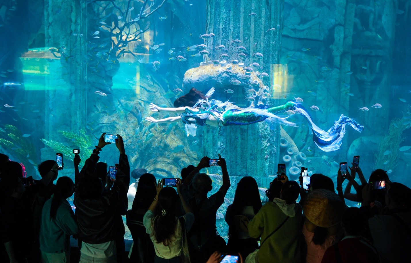 H&ograve;n Tre b&ugrave;ng nổ m&ugrave;a Tết với bộ ba si&ecirc;u phẩm giải tr&iacute; chưa từng c&oacute;- Ảnh 2.