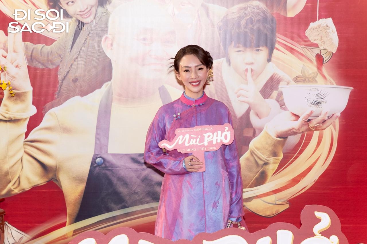 Thảm đỏ HOT nhất h&ocirc;m nay: Vũ Th&uacute;y Quỳnh nhan sắc chấp trăm cam thường, Thu Trang ăn g&igrave; m&agrave; trẻ thế- Ảnh 3.