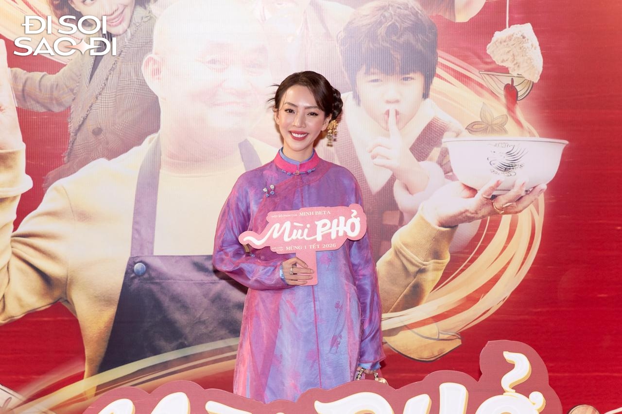 Thảm đỏ HOT nhất h&ocirc;m nay: Vũ Th&uacute;y Quỳnh nhan sắc chấp trăm cam thường, Thu Trang ăn g&igrave; m&agrave; trẻ thế- Ảnh 4.