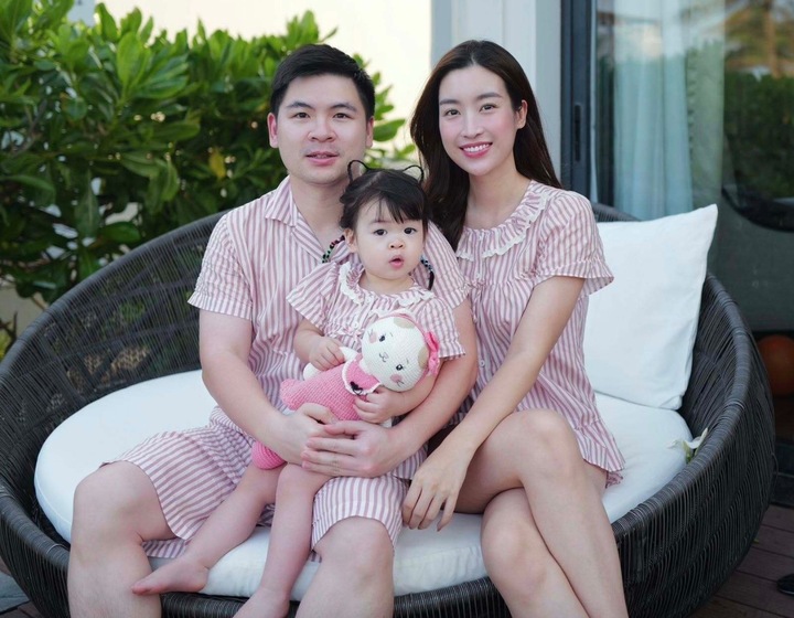 H&ocirc;n nh&acirc;n vi&ecirc;n m&atilde;n sau 4 năm cưới chồng chủ tịch của Hoa hậu Đỗ Mỹ Linh- Ảnh 3.