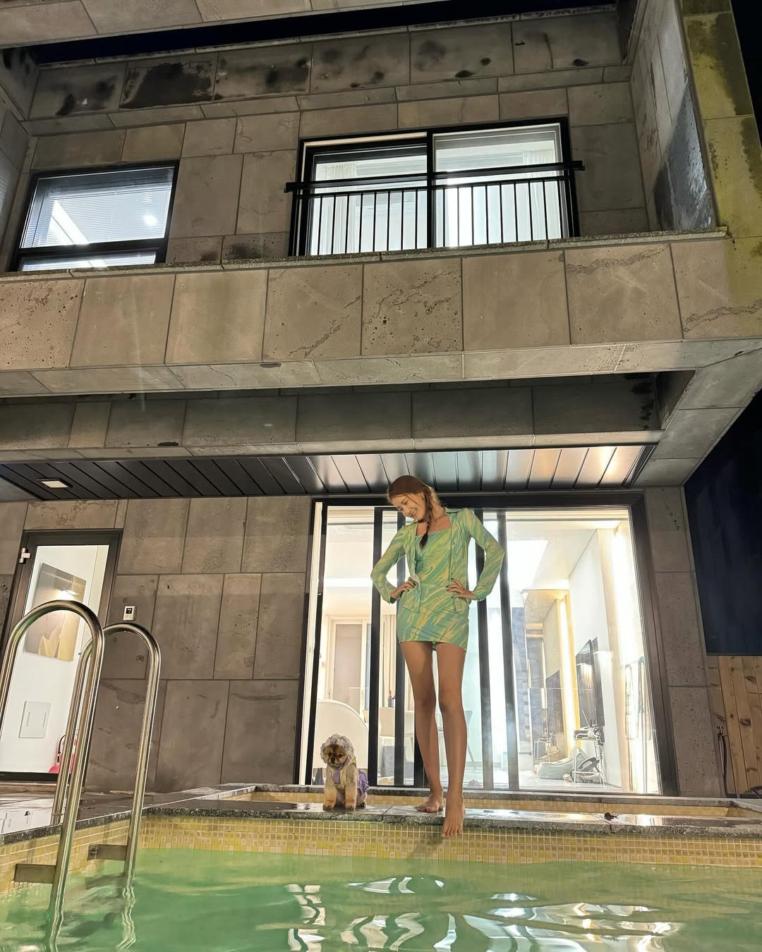 Minh tinh 41 tuổi kh&ocirc;ng ăn ki&ecirc;ng vẫn c&oacute; th&acirc;n h&igrave;nh chữ S vạn người m&ecirc;- Ảnh 5.