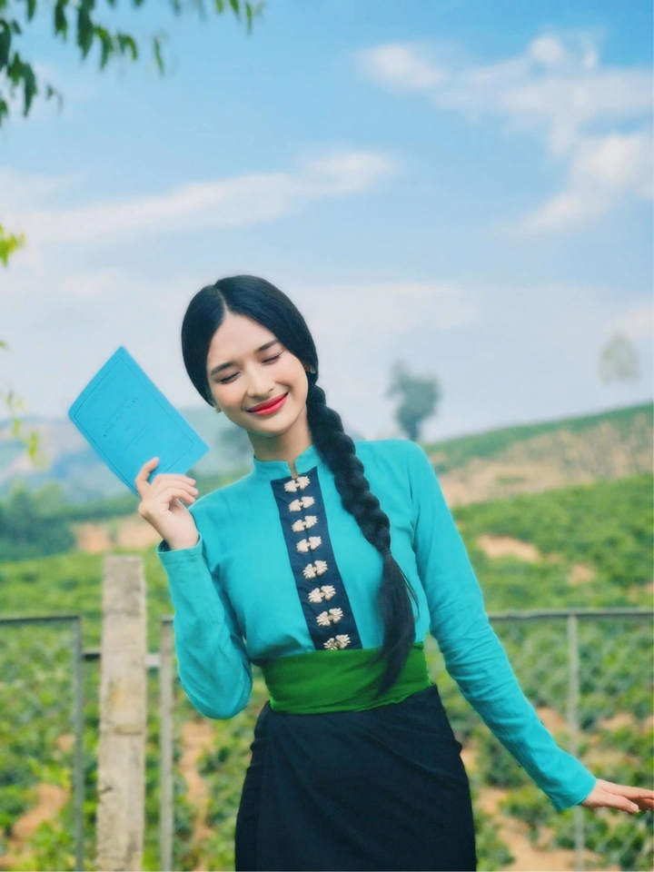 "Người tình" xinh đẹp kém 9 tuổi của Thanh Sơn trên phim giờ vàng VTV là ai?- Ảnh 3.