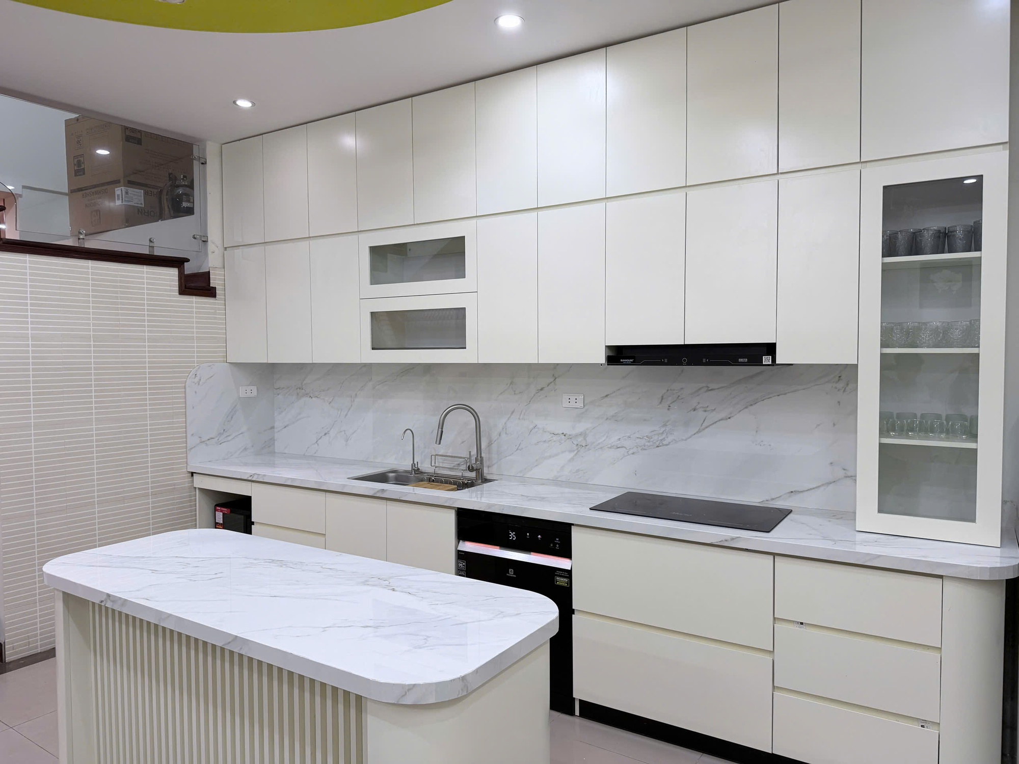 Con d&acirc;u 9X &ldquo;tất tay&rdquo; x&acirc;y lại căn bếp 10 năm tuổi cho bố mẹ chồng đ&oacute;n Tết: Cả c&otilde;i mạng &ugrave;a khen nức nở- Ảnh 10.