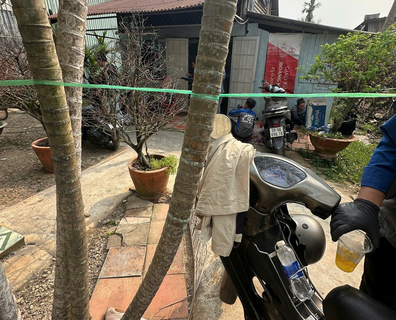 Hai vợ chồng tử vong bất thường trong nh&agrave; ở TPHCM- Ảnh 1.