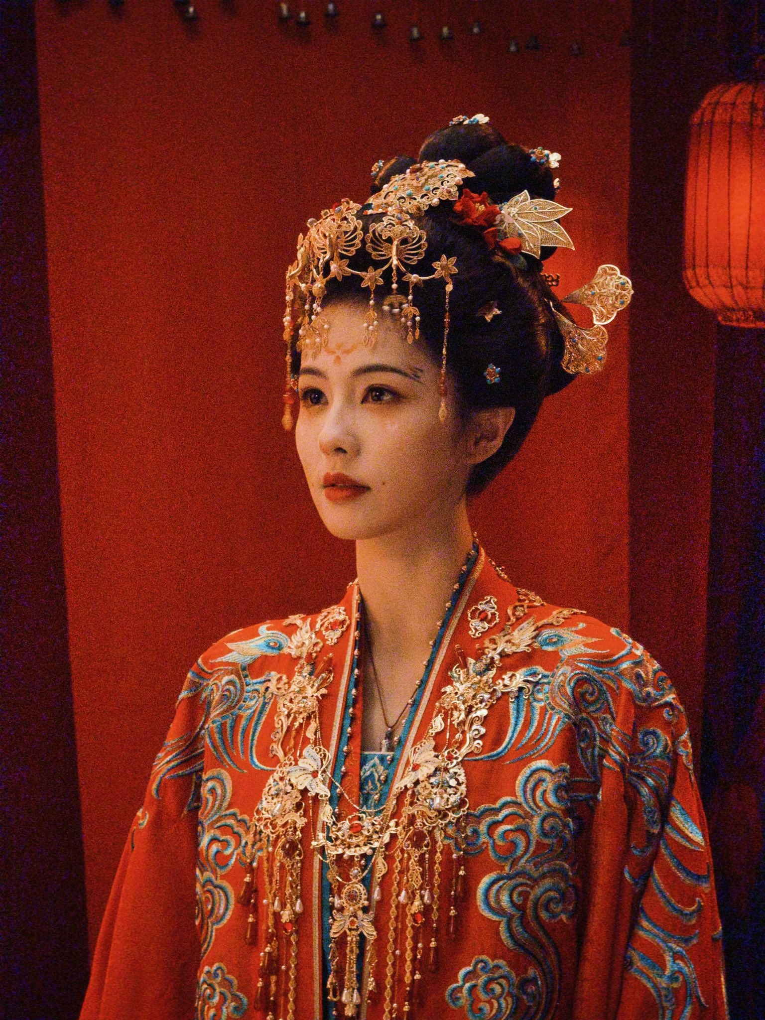 Trầm trồ phim Trung Quốc lập kỷ lục 22 năm mới c&oacute; 1: Nhịp nhanh twist mạnh, thẩm mỹ vương giả, nữ ch&iacute;nh si&ecirc;u hot- Ảnh 1.