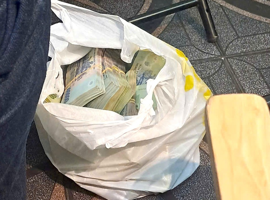 Vụ cướp ng&acirc;n h&agrave;ng ở Gia Lai: H&eacute; lộ mối quan hệ của 2 nghi phạm Phạm Anh T&agrave;i v&agrave; L&ecirc; Văn &Acirc;n- Ảnh 2.