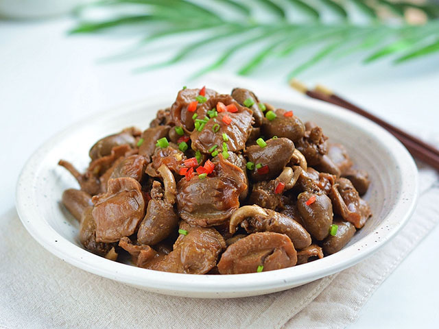 Tưởng chỉ l&agrave; m&oacute;n ăn d&acirc;n d&atilde;, mề g&agrave; lại mang nhiều lợi &iacute;ch cho ti&ecirc;u h&oacute;a v&agrave; sức khỏe - bạn đ&atilde; biết hết chưa?- Ảnh 2.