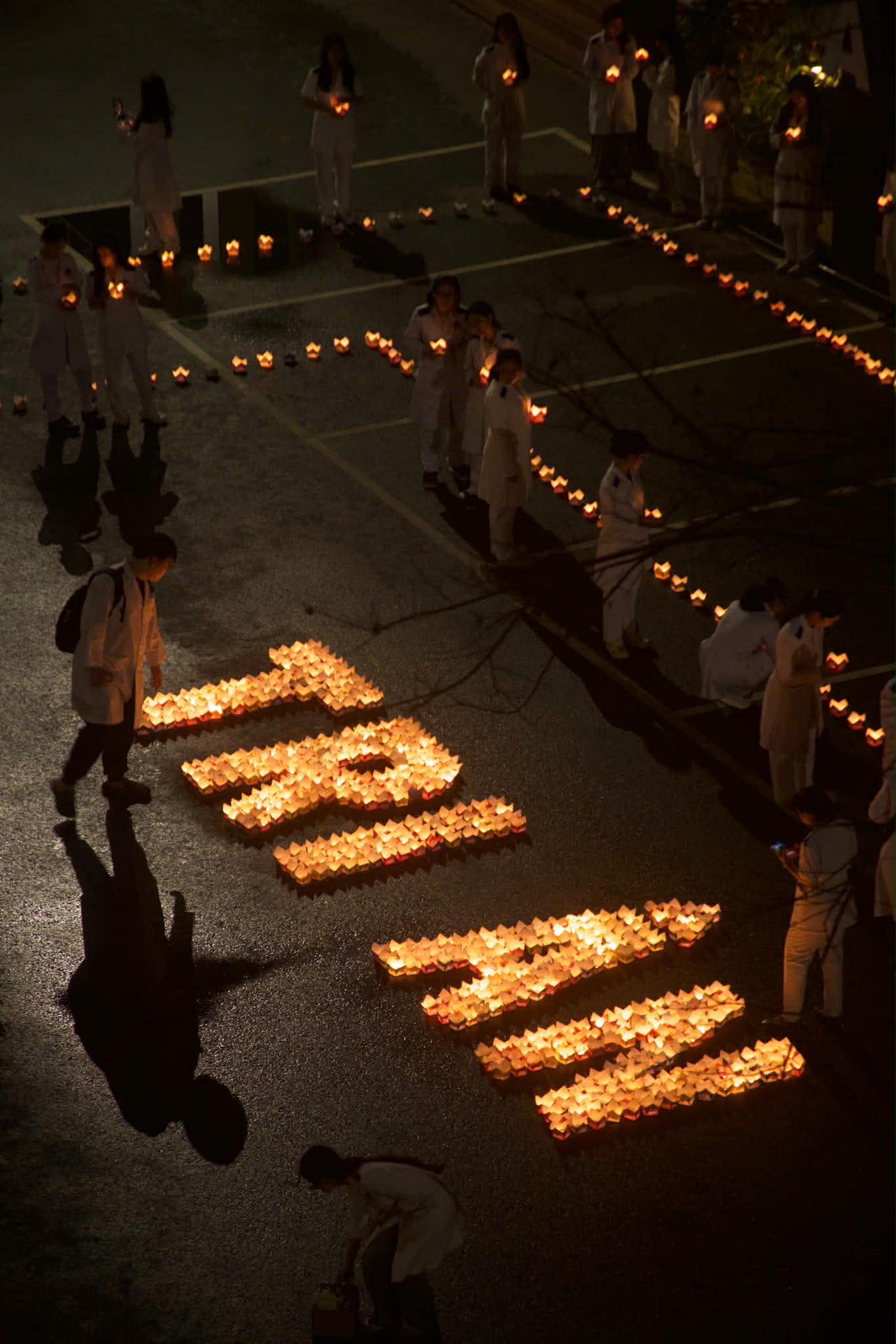 Lễ hội nh&igrave;n qua khiến nhiều người "nổi da g&agrave;" tại một trường ĐH: C&acirc;u chuyện đằng sau lại qu&aacute; &yacute; nghĩa!- Ảnh 13.