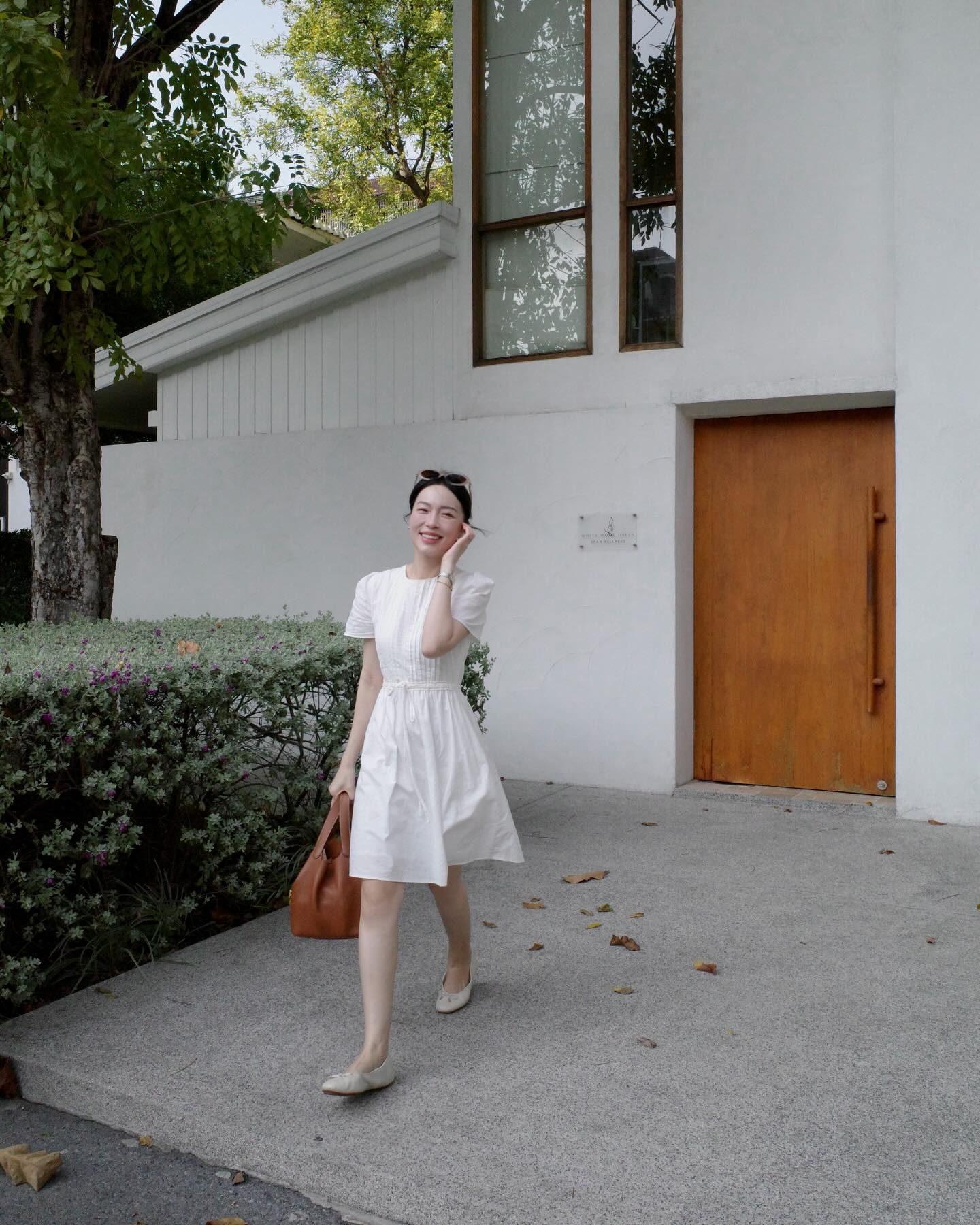 Blogger L&ecirc; H&agrave; Tr&uacute;c thường xuy&ecirc;n diện 4 c&ocirc;ng thức chuẩn thanh lịch, bảo sao cao dưới 1m60 nhưng lu&ocirc;n mặc đẹp xuất sắc- Ảnh 8.