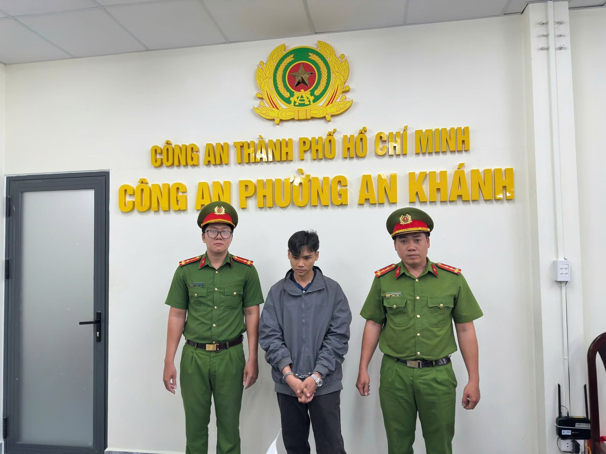 Nhận thanh to&aacute;n bằng t&agrave;i khoản c&aacute; nh&acirc;n để trốn thuế, chủ doanh nghiệp Tigit Motorbikes tại TP.HCM bị khởi tố- Ảnh 1.