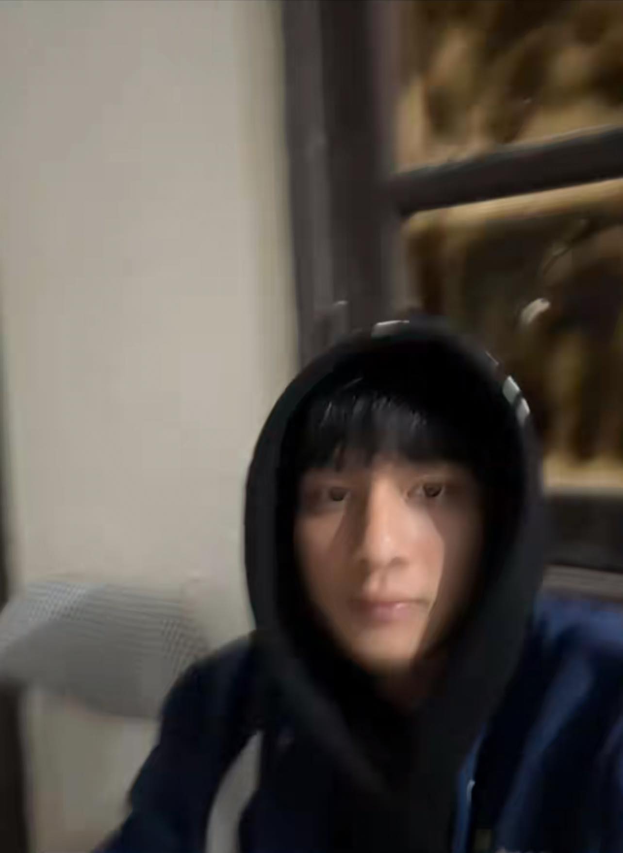 Ảnh chất lượng thấp b&oacute;c trần nhan sắc của thủ m&ocirc;n Cao Văn B&igrave;nh vừa g&acirc;y sốt ở U23 Việt Nam- Ảnh 2.