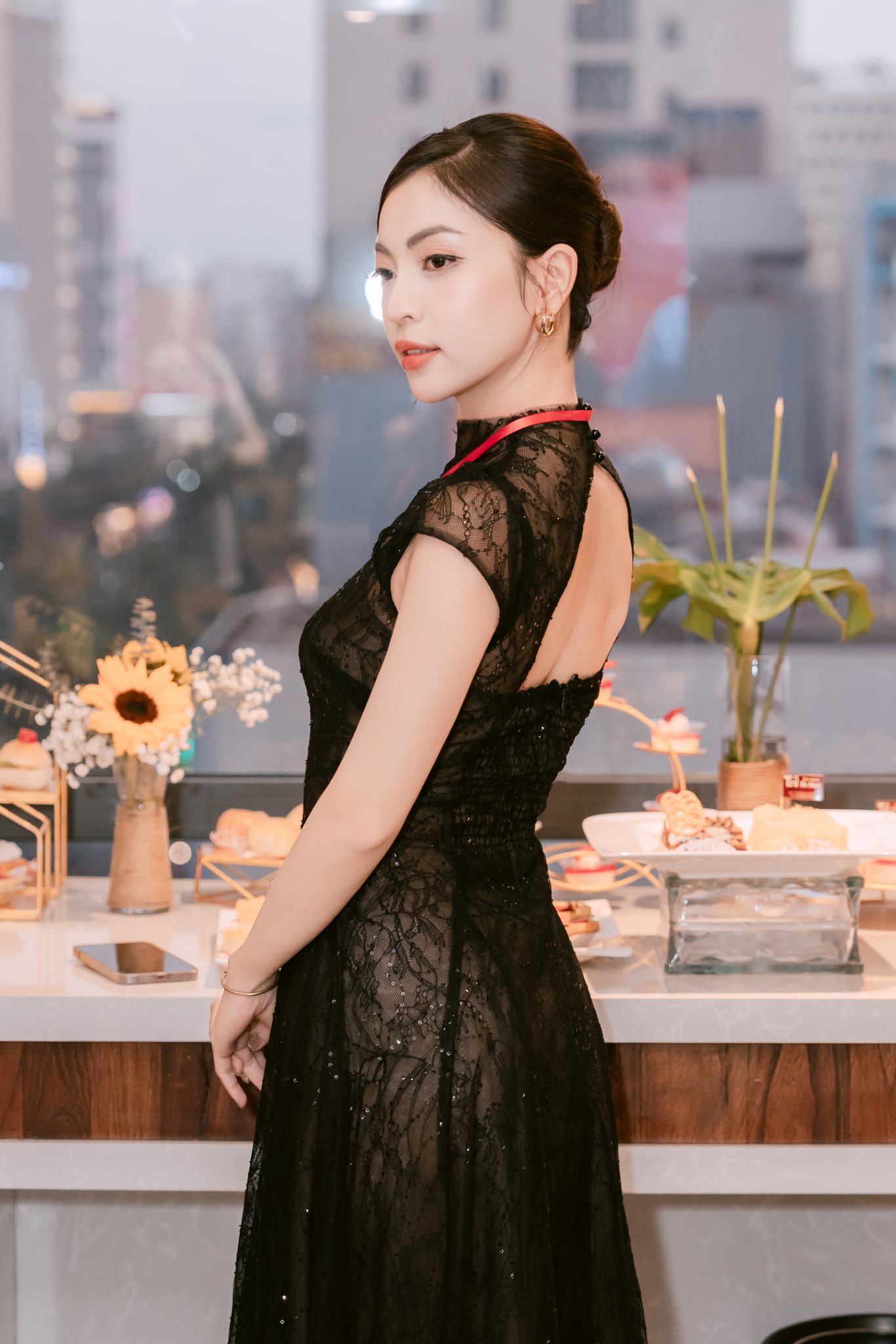 Nhật L&ecirc; g&acirc;y sốc với h&igrave;nh ảnh hiện tại- Ảnh 2.