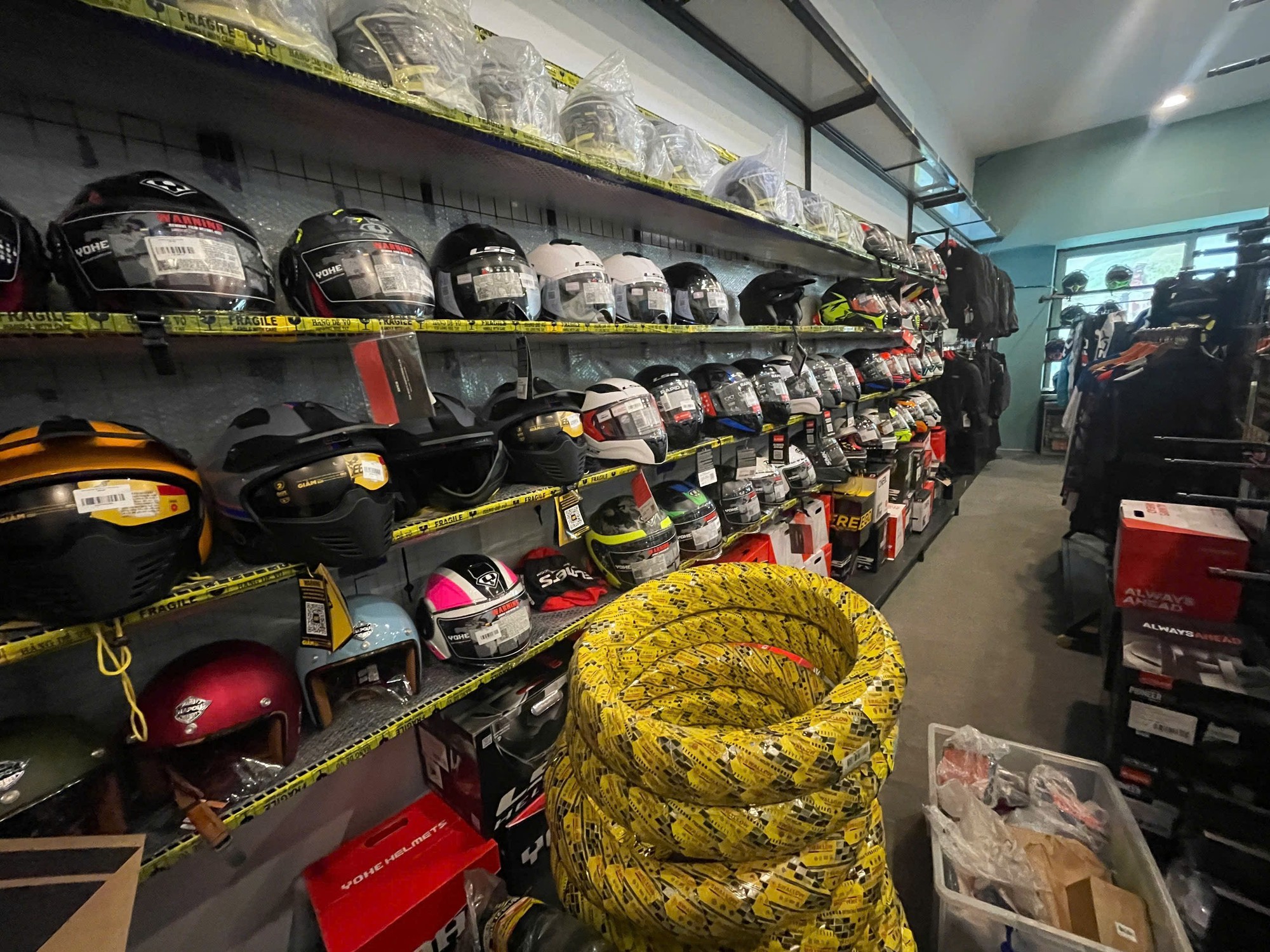 C&ocirc;ng an TPHCM bắt chủ doanh nghiệp Tigit Motorbikes- Ảnh 3.