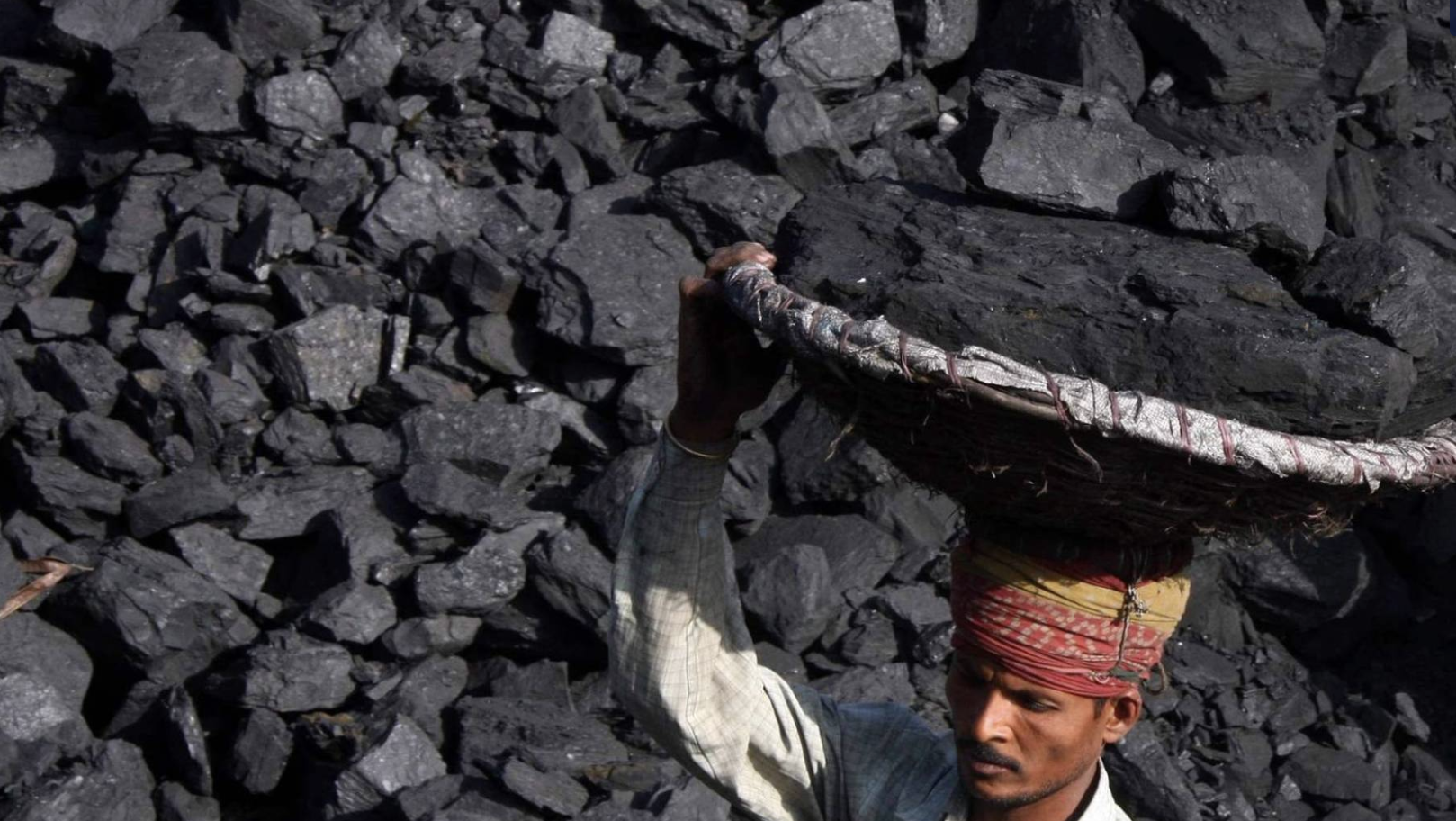 Bi kịch khai th&aacute;c than lậu: Vụ nổ lớn khiến 18 người thiệt mạng- Ảnh 1.