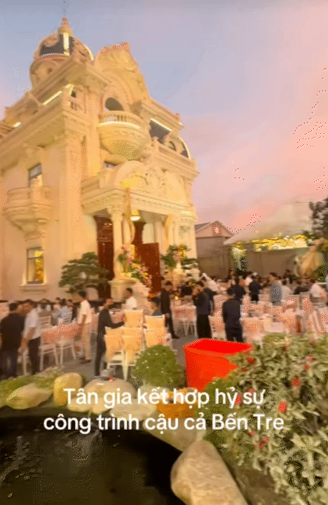 "Cậu cả" Bến Tre cưới vợ: Biệt phủ to nhất vùng được phủ kín bằng 200 loại hoa, cô dâu xinh như công chúa- Ảnh 12.
