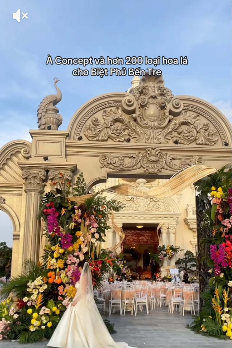 "Cậu cả" Bến Tre cưới vợ: Biệt phủ to nhất vùng được phủ kín bằng 200 loại hoa, cô dâu xinh như công chúa- Ảnh 4.