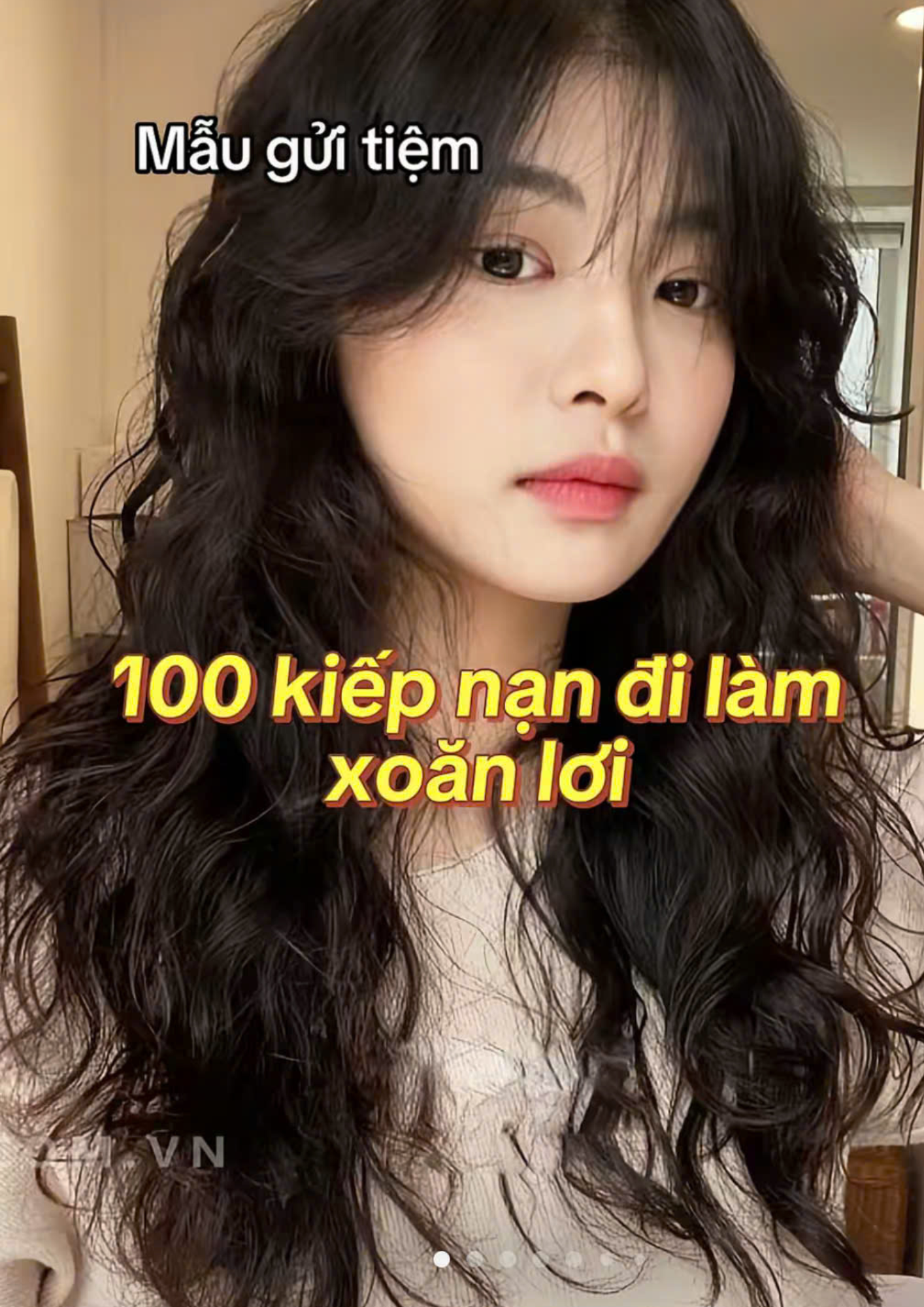 Kiếp nạn l&agrave;m t&oacute;c cận Tết: Chị em 