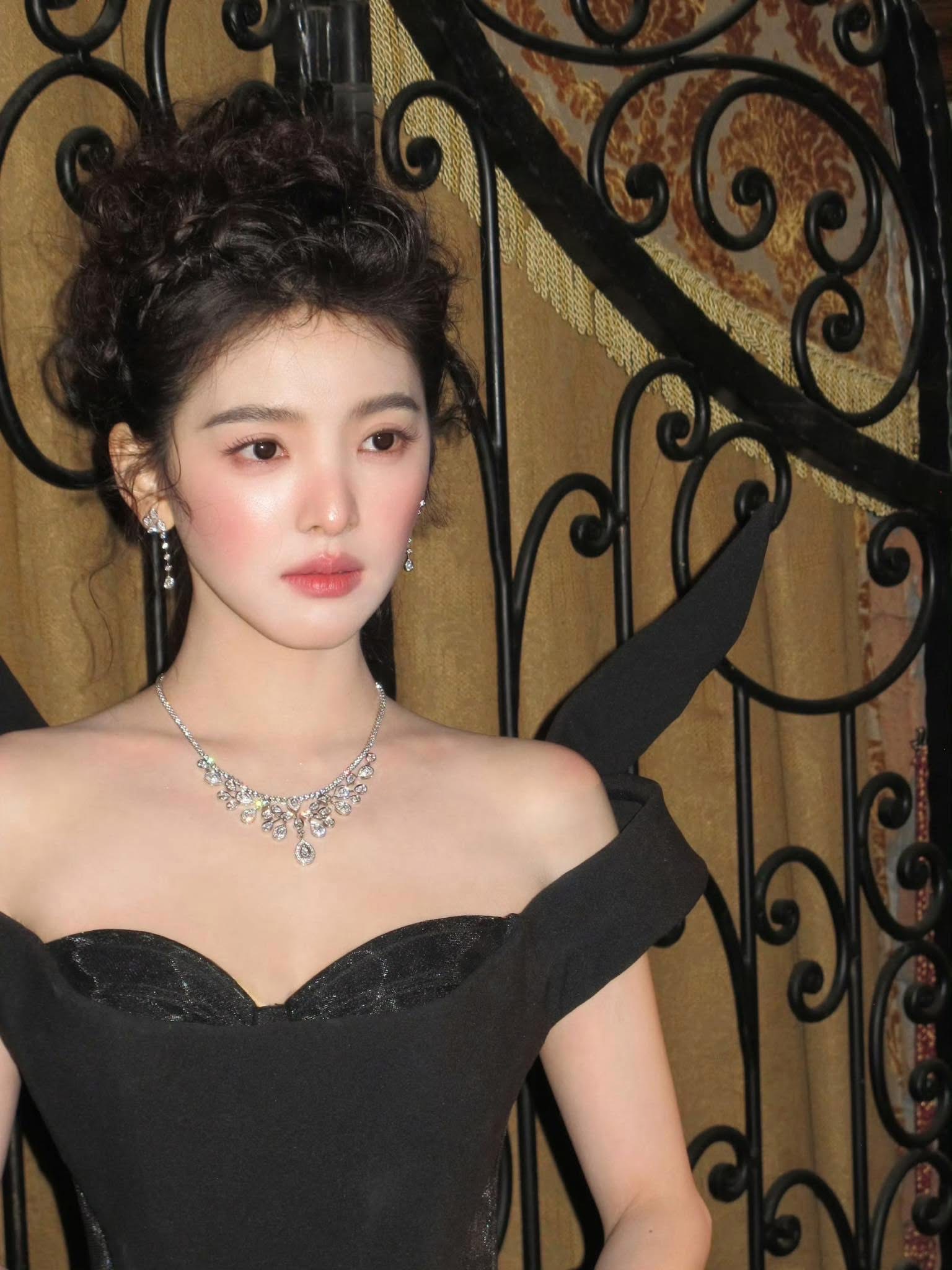 Chương Nhược Nam ch&aacute;n l&agrave;m &ldquo;bạch nguyệt quang&rdquo;?- Ảnh 5.