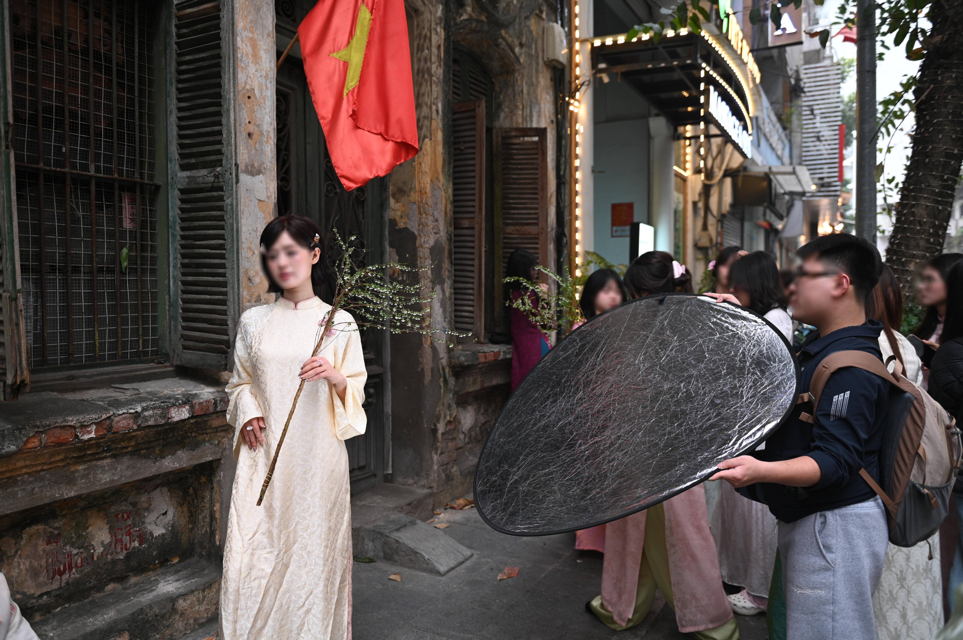 Ng&ocirc;i nh&agrave; khổ nhất phố cổ H&agrave; Nội ng&agrave;y gi&aacute;p Tết- Ảnh 3.