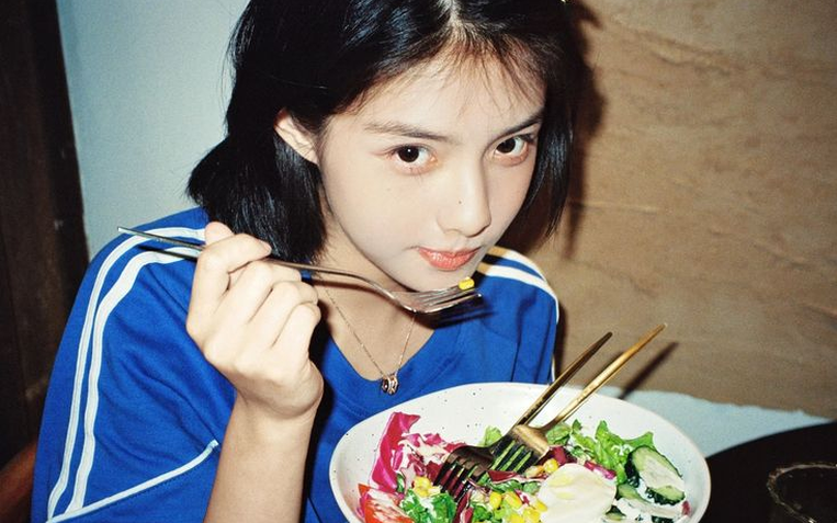 B&aacute;c sĩ ung bướu nhắc nhở 5 việc phụ nữ n&ecirc;n l&agrave;m ngay để giảm nguy cơ mắc ung thư