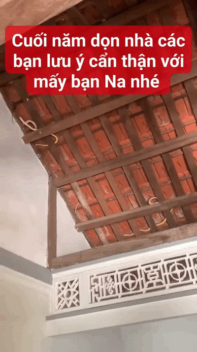 Dọn nh&agrave; đ&oacute;n Tết, gia chủ 