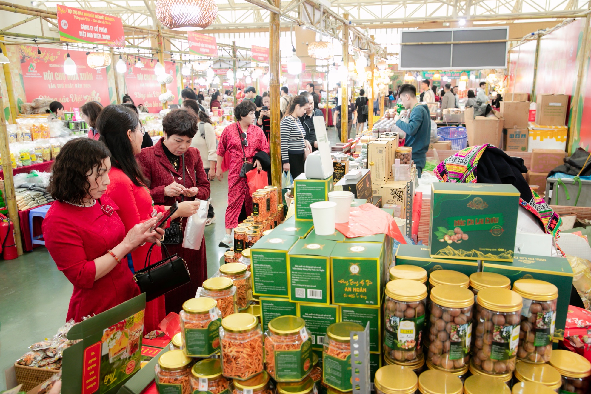 Những c&acirc;u chuyện chưa kể về c&aacute;c đặc sản qu&yacute; hội tụ tại Hội chợ M&ugrave;a Xu&acirc;n 2026- Ảnh 3.