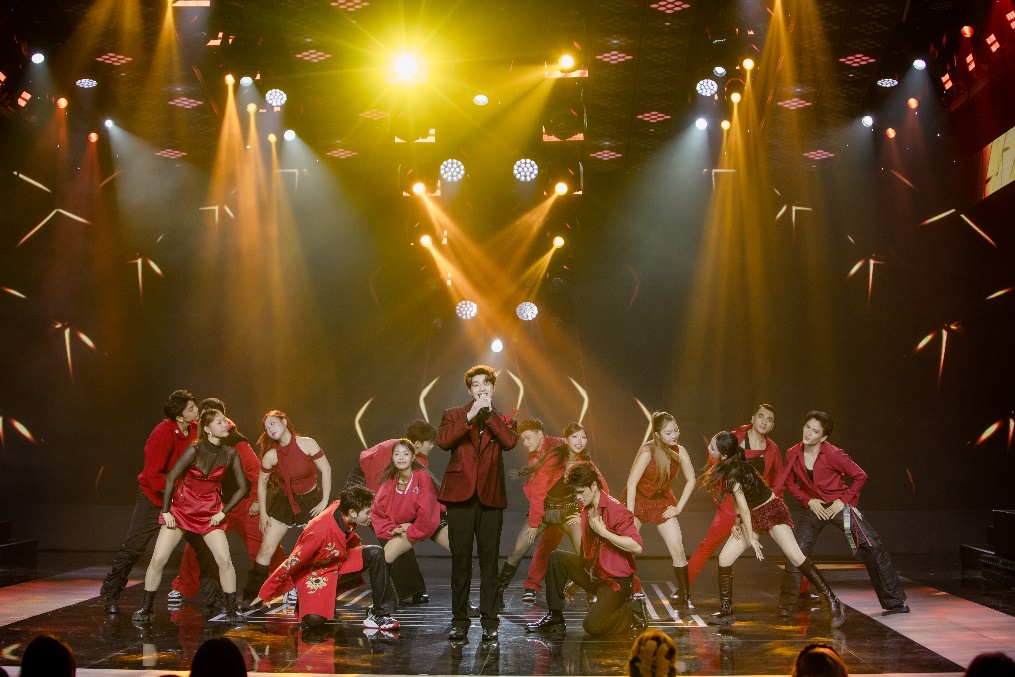 Noo Phước Thịnh - &ldquo;người giữ lửa&rdquo; Tết Việt tại Gala nhạc Việt 2026- Ảnh 4.