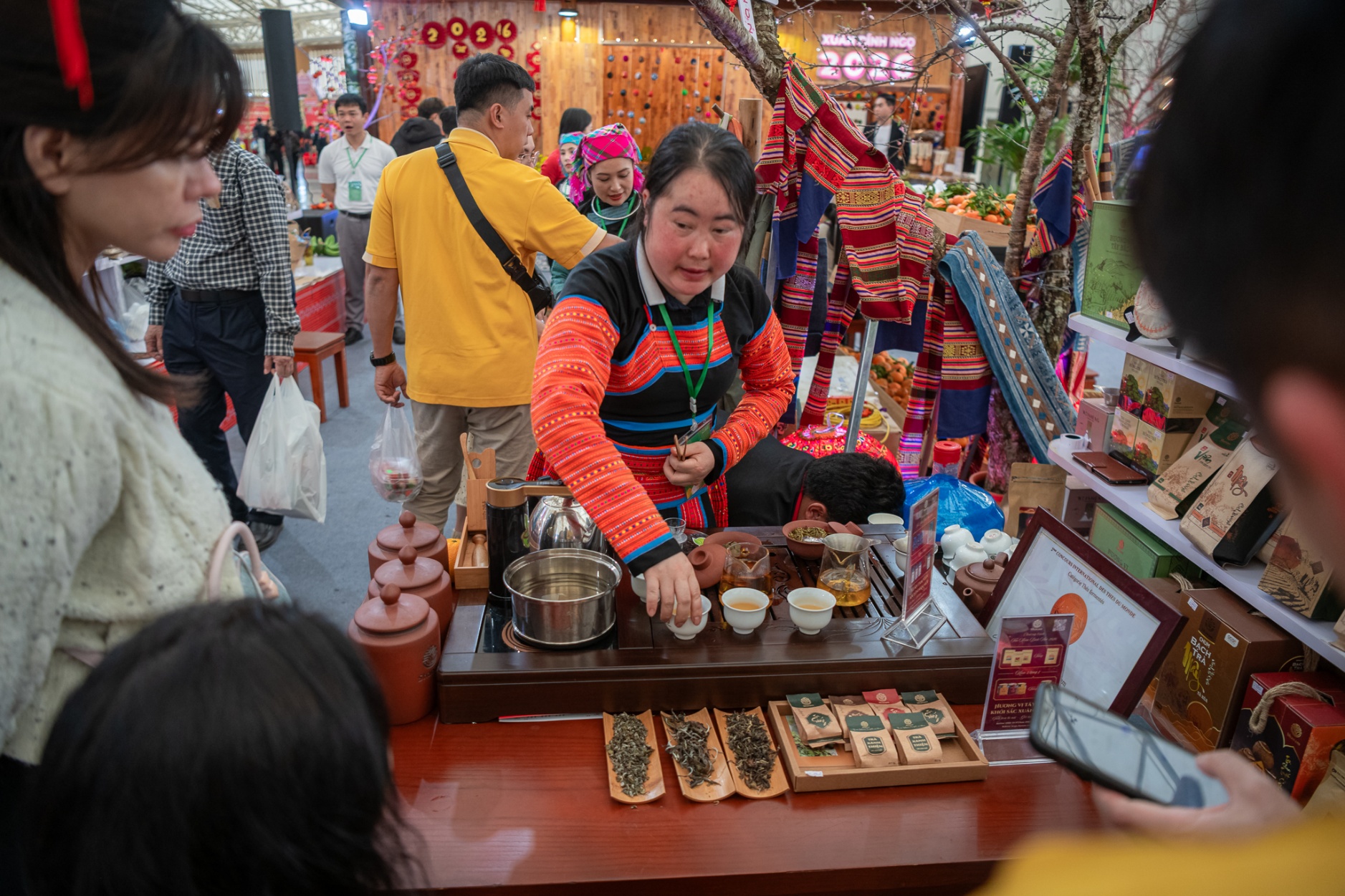 Những c&acirc;u chuyện chưa kể về c&aacute;c đặc sản qu&yacute; hội tụ tại Hội chợ M&ugrave;a Xu&acirc;n 2026- Ảnh 4.