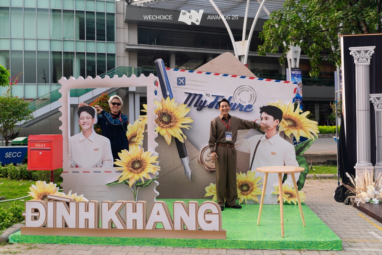 Ch&ugrave;m ảnh: &ldquo;Đặc quyền&rdquo; d&agrave;nh cho c&aacute;c fandom tại Gala WeChoice Awards 2025, xuất hiện &ldquo;s&iacute;t rịt&rdquo; trước giờ G- Ảnh 6.