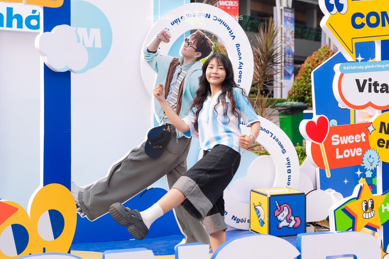 Ch&ugrave;m ảnh: &ldquo;Đặc quyền&rdquo; d&agrave;nh cho c&aacute;c fandom tại Gala WeChoice Awards 2025, xuất hiện &ldquo;s&iacute;t rịt&rdquo; trước giờ G- Ảnh 12.