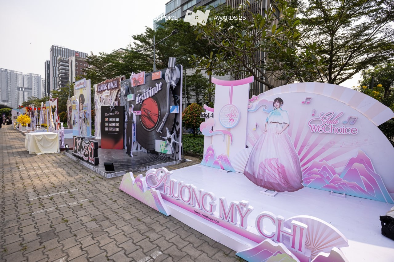 Ch&ugrave;m ảnh: &ldquo;Đặc quyền&rdquo; d&agrave;nh cho c&aacute;c fandom tại Gala WeChoice Awards 2025, xuất hiện &ldquo;s&iacute;t rịt&rdquo; trước giờ G- Ảnh 17.