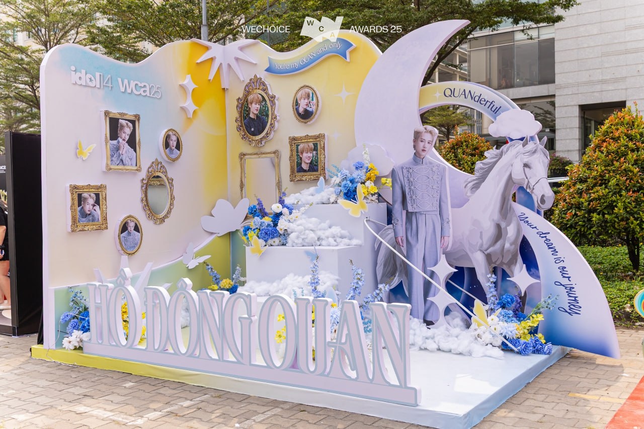 Ch&ugrave;m ảnh: &ldquo;Đặc quyền&rdquo; d&agrave;nh cho c&aacute;c fandom tại Gala WeChoice Awards 2025, xuất hiện &ldquo;s&iacute;t rịt&rdquo; trước giờ G- Ảnh 15.