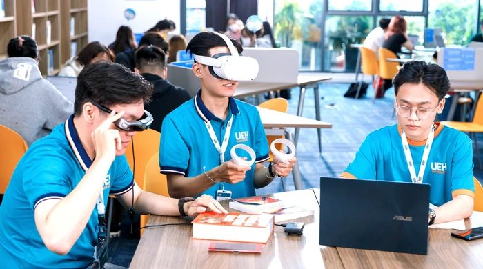 Cuộc đua đ&agrave;o tạo nh&acirc;n lực khai th&aacute;c "mỏ v&agrave;ng" 79,3 tỷ USD của Việt Nam tại c&aacute;c trường ĐH kinh tế: 1 triệu lao động đang thiếu hụt, mức lương đạt 70 triệu đồng/th&aacute;ng- Ảnh 3.