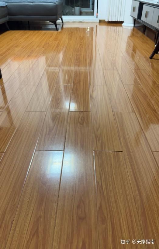 T&ocirc;i v&ocirc; c&ugrave;ng sững sờ trước "ph&eacute;p thuật dọn dẹp" của người phụ nữ trung ni&ecirc;n: &Iacute;t c&ocirc;ng sức, nh&agrave; cửa vẫn sạch bong kin k&iacute;t suốt hơn 10 năm- Ảnh 1.