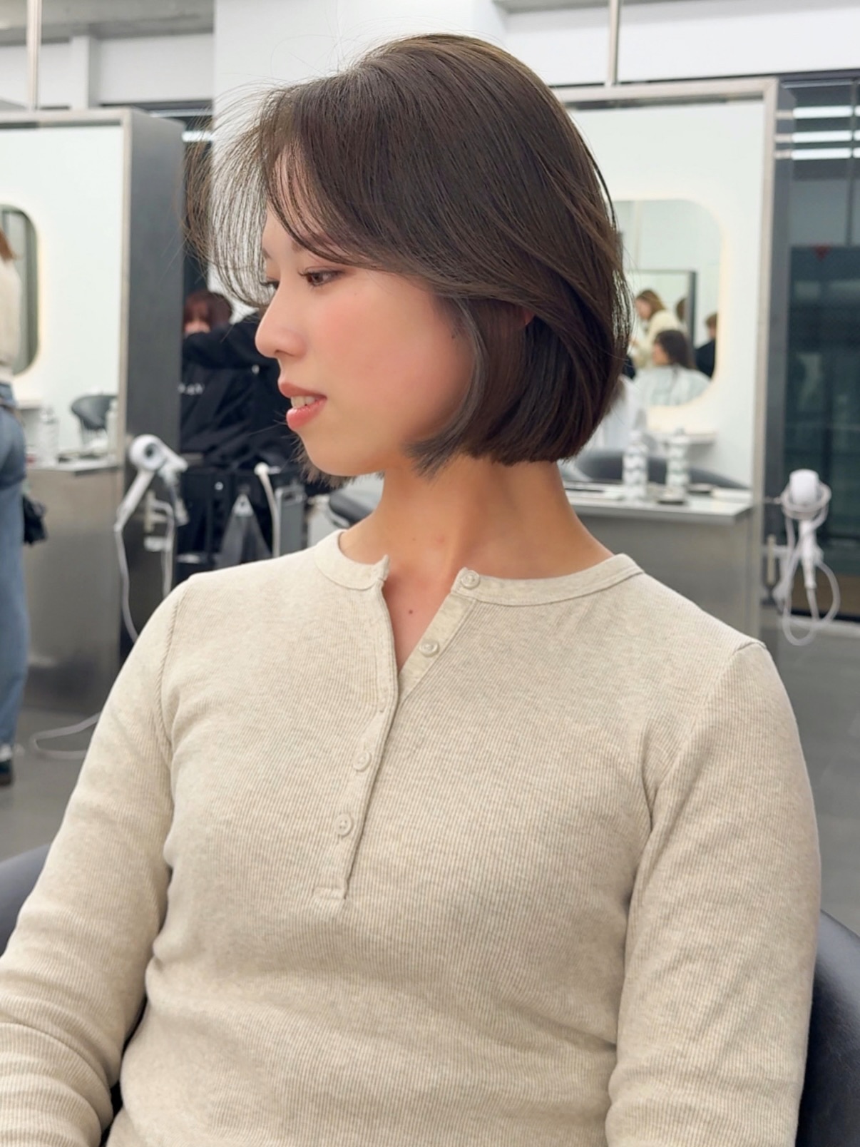 4 kiểu t&oacute;c đu&ocirc;i cụp sang chảnh kh&oacute; cưỡng n&ecirc;n tham khảo cho Tết- Ảnh 2.