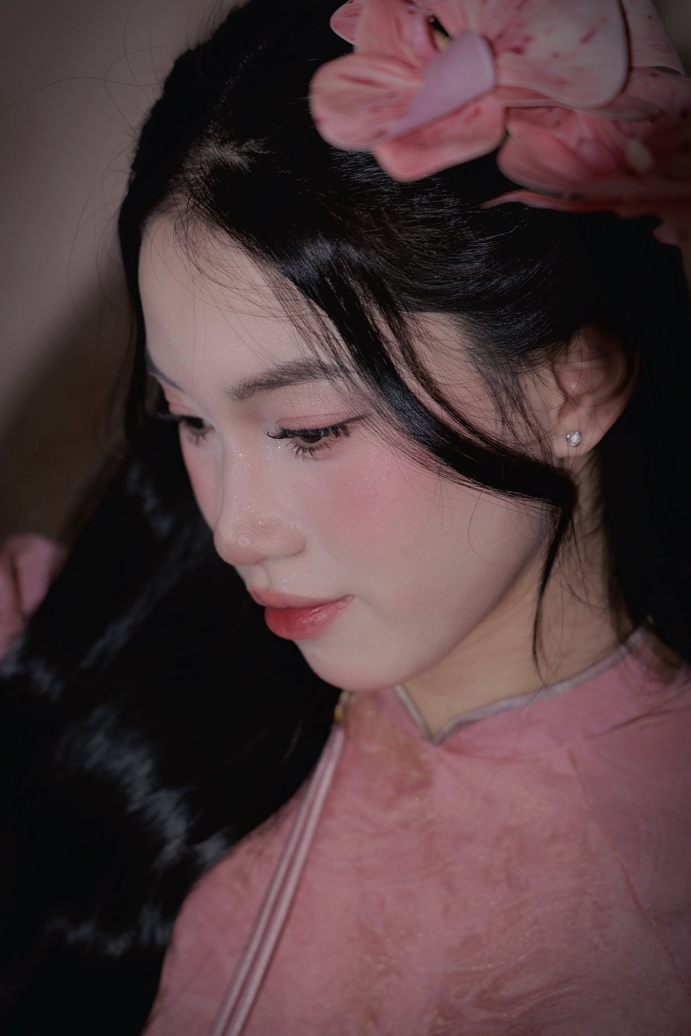 Hoa kh&ocirc;i b&oacute;ng chuyền Nguyễn Thị Phương ho&aacute; n&agrave;ng thơ, diện &aacute;o d&agrave;i xinh đẹp dịu d&agrave;ng đ&oacute;n Tết- Ảnh 3.