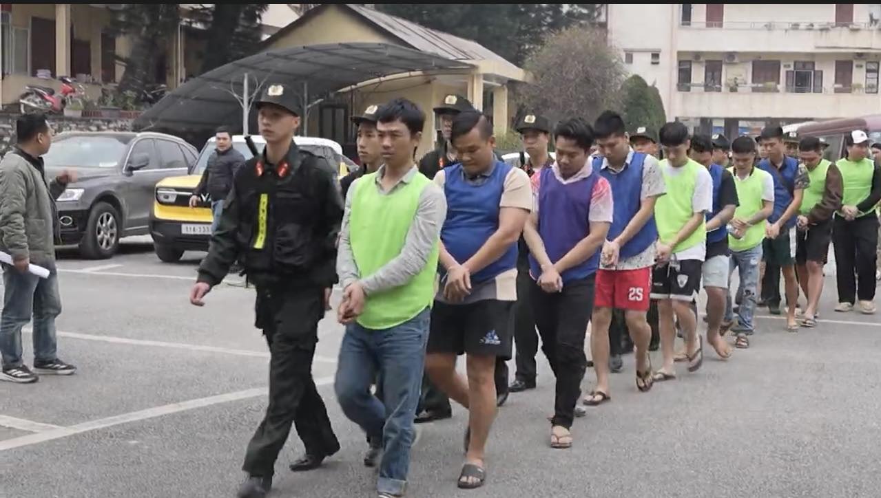 H&igrave;nh ảnh di l&yacute; 68 "doanh nh&acirc;n th&agrave;nh đạt" về C&ocirc;ng an tỉnh Cao Bằng- Ảnh 1.