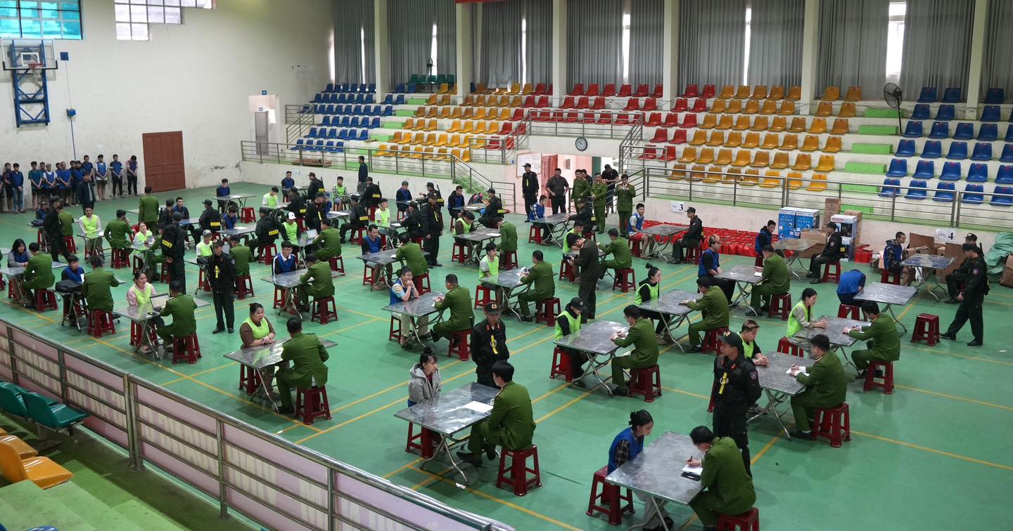 H&igrave;nh ảnh di l&yacute; 68 "doanh nh&acirc;n th&agrave;nh đạt" về C&ocirc;ng an tỉnh Cao Bằng- Ảnh 6.