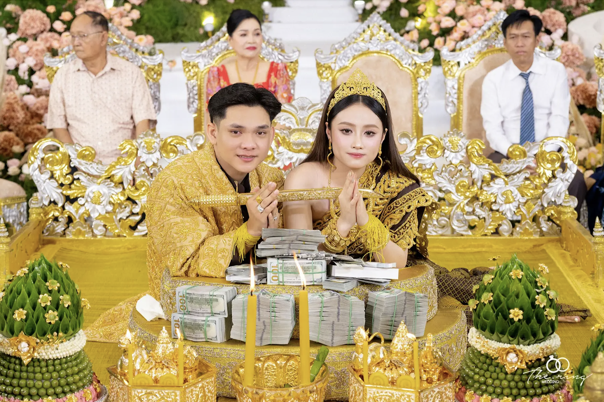 Ng&atilde; ngửa trước h&igrave;nh ảnh sau đ&aacute;m cưới của ch&uacute; rể Campuchia lấy vợ T&acirc;y Ninh: "Tổng t&agrave;i" ngh&igrave;n tỷ sao lại thế n&agrave;y?- Ảnh 1.