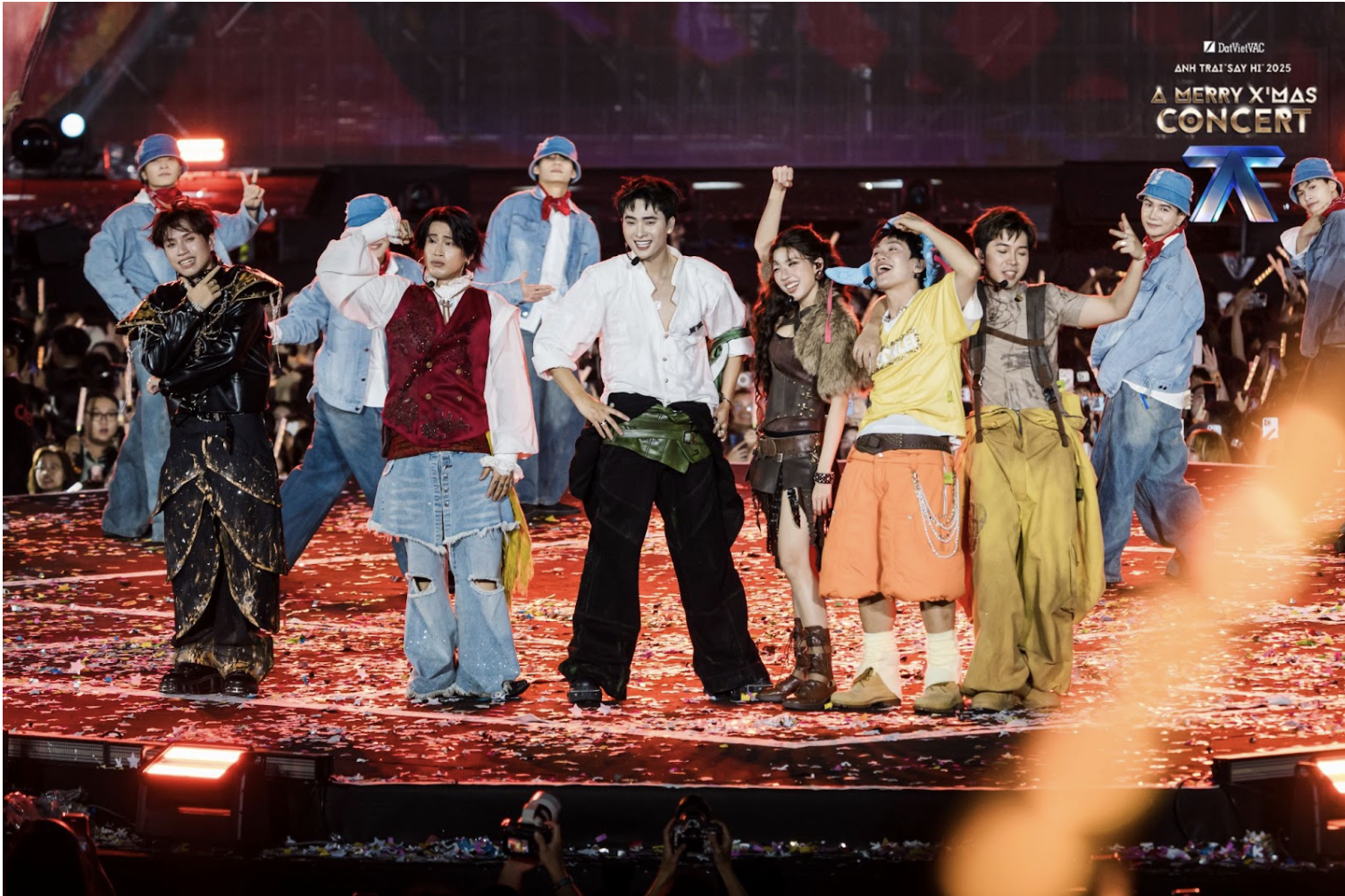 Kh&ocirc;ng chỉ kinh doanh, truyền th&ocirc;ng giải tr&iacute; Việt cũng đang vươn m&igrave;nh ra biển lớn- Ảnh 1.